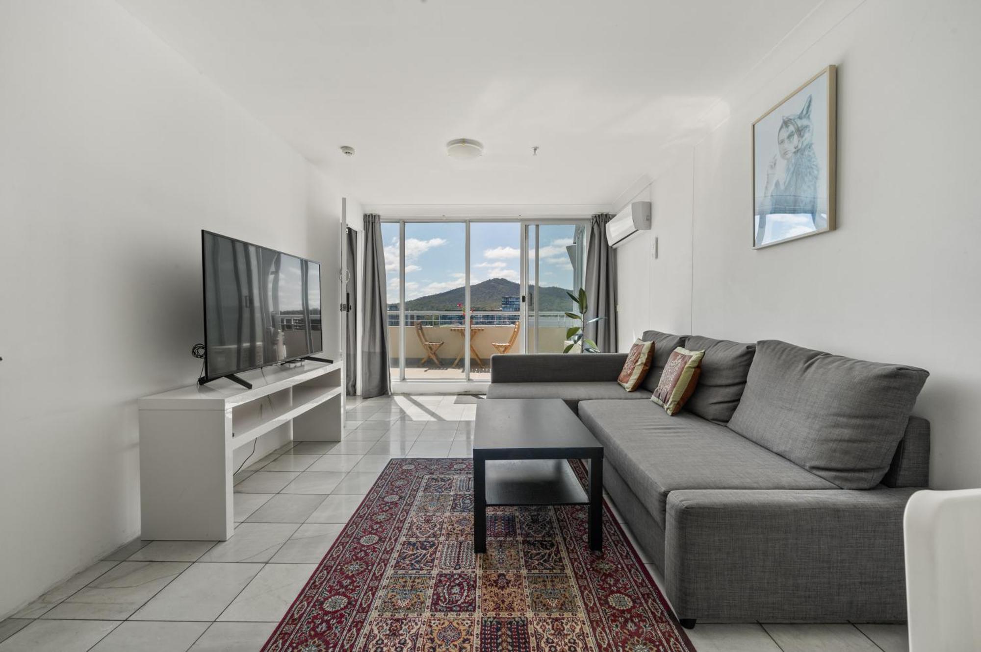 Dana-Private Room In A Shared Duplex Apartment -1 Κανμπέρα Εξωτερικό φωτογραφία